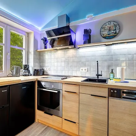 Duenenhaeuser Unserusedomde Ca80qm Mit Privater Sauna Und Kamin Parkplatz Direkt Am 9i3 *